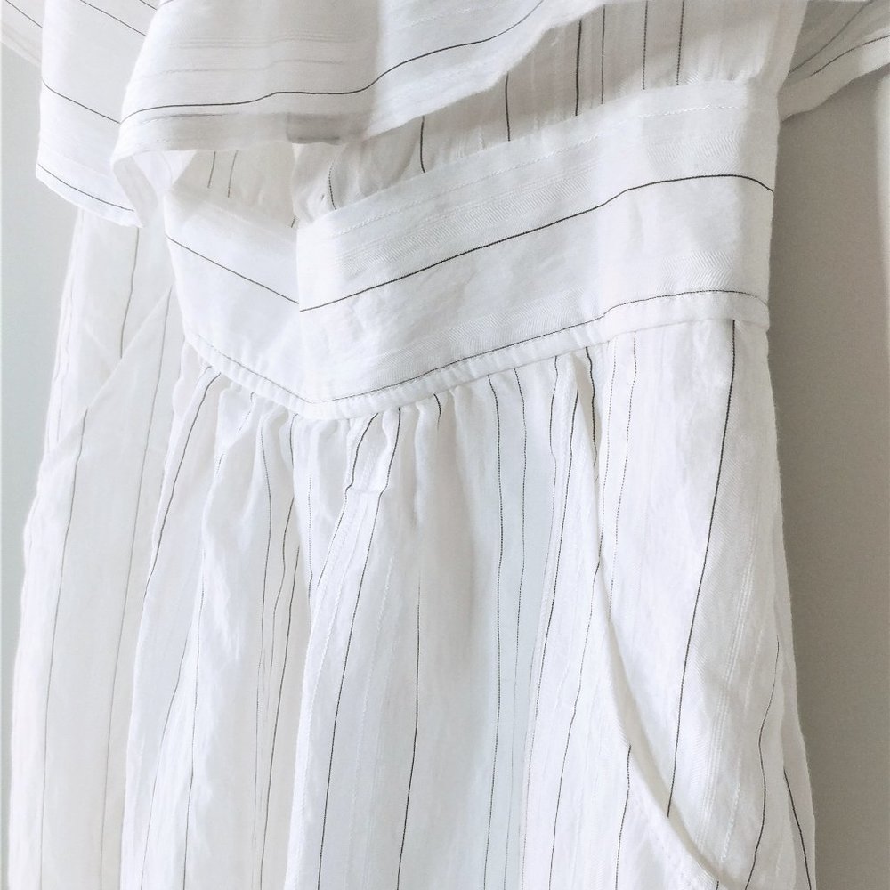 NWOT - To the Max White Cold Shoulder Dress - Sz 8 - Picture 7 of 10